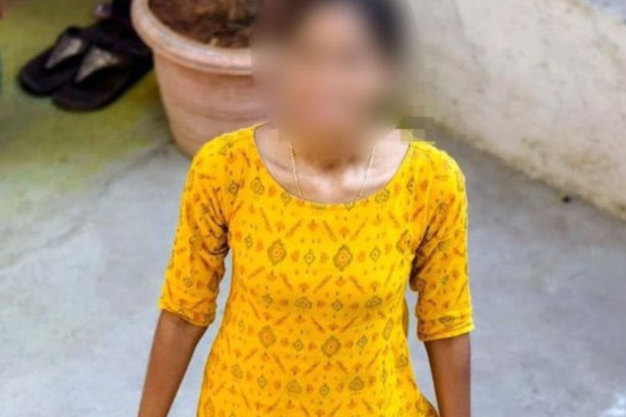 Lecturer asked for evidence of menstruation for being late to college! Student dies from stress in Hyderabad