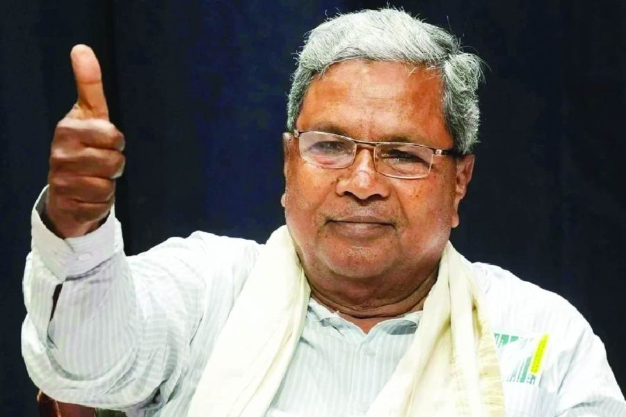 Siddaramaiah break Devaraj arasu record and becomes the state's longest-serving CM