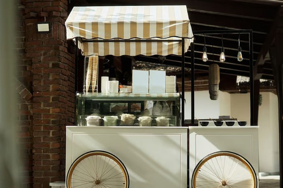 AKKA CAFE PROJECT RS 25 CRORE FOR AKKA CAFE in Karnataka