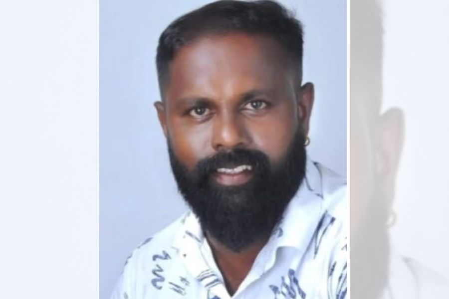 Malpe Hindu Yuva Sena leader stabbed during a conversation regarding a love affair