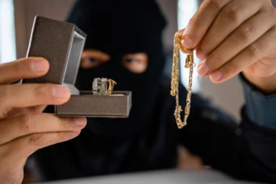 Karkala gold theft case